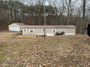 165 Horseshoe Dr, Springville, TN 38256
