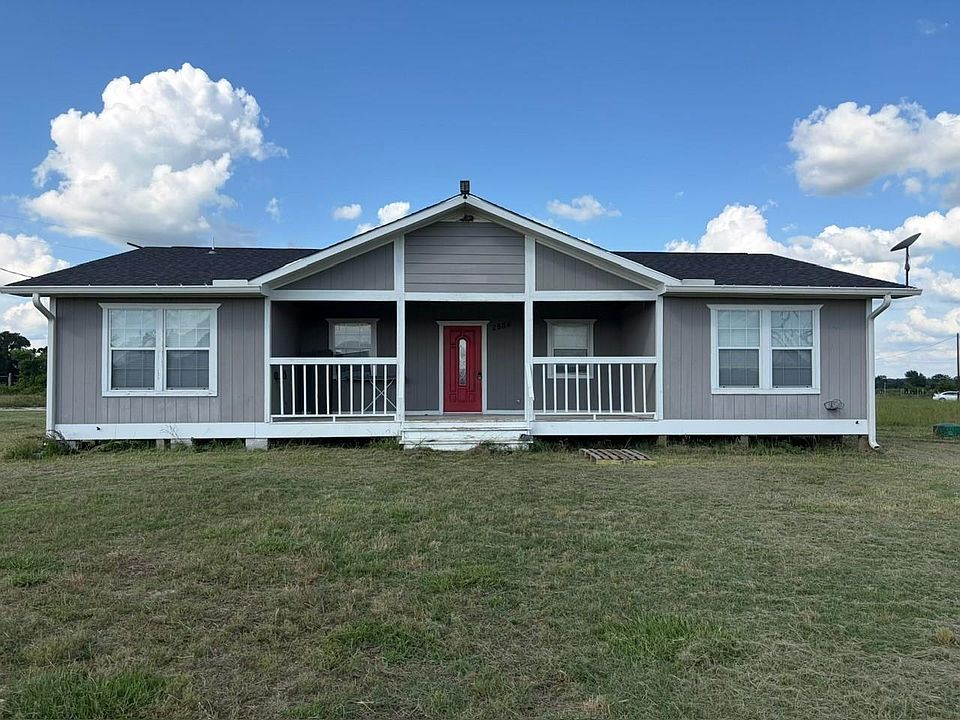 1st image of 2884 Brooks Dr