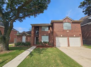 5739 Henniker Dr, Houston, TX 77041