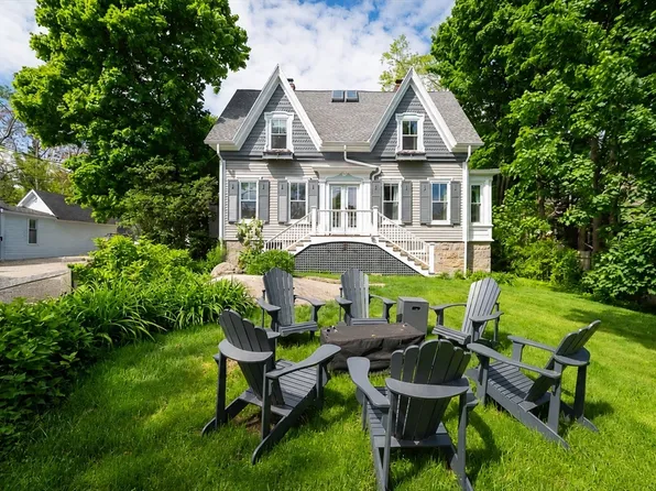 184 Granite St, Rockport, MA 01966