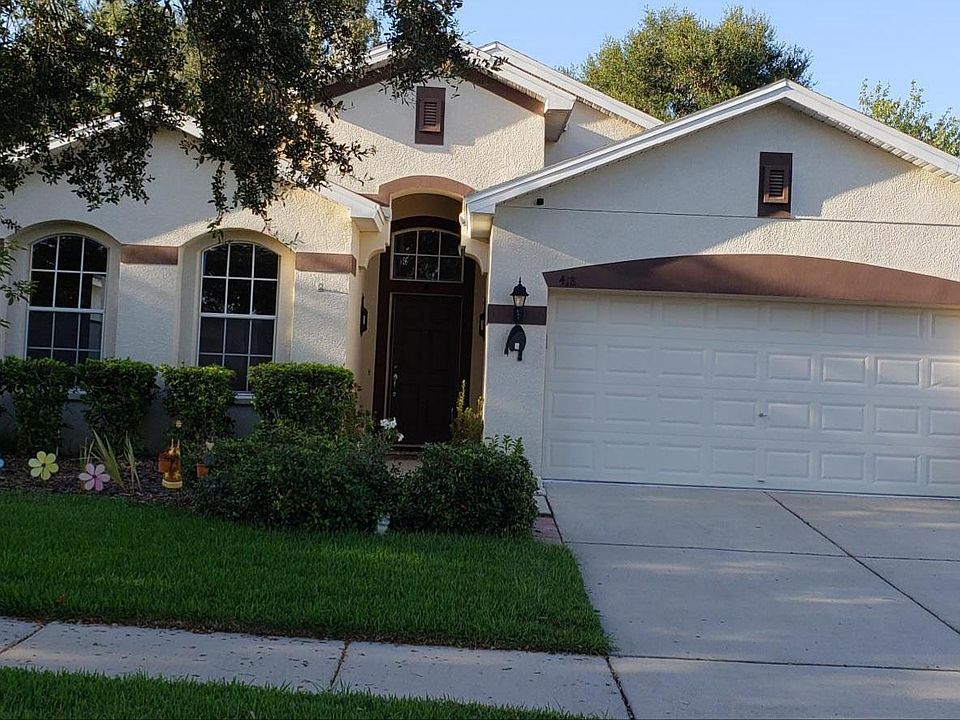 1st image of 418 Kings Path Dr