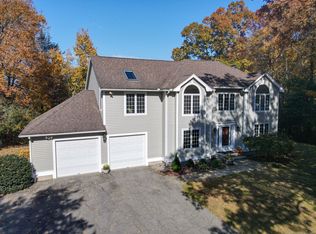 66 Honey Hill Rd, New Hartford, CT 06057