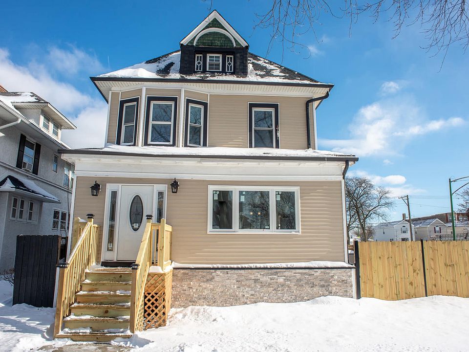 1st image of 203 N Waller Ave