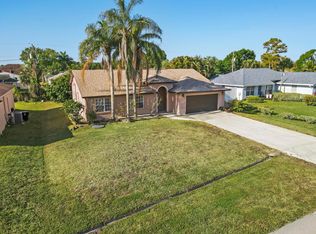 1410 SW Prairie Cir, Port Saint Lucie, FL 34953