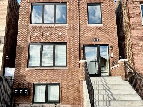 838 W 34th Pl, Chicago, IL 60608