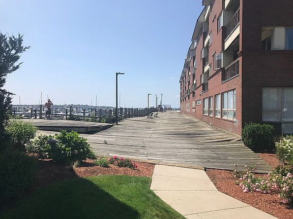 2nd image of 154 Lynnway Unit 204