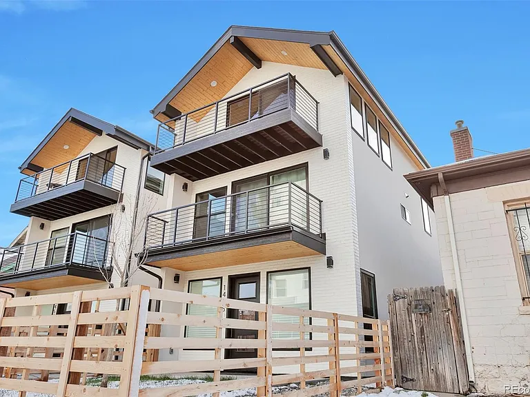 1453 Irving St — Photo 1