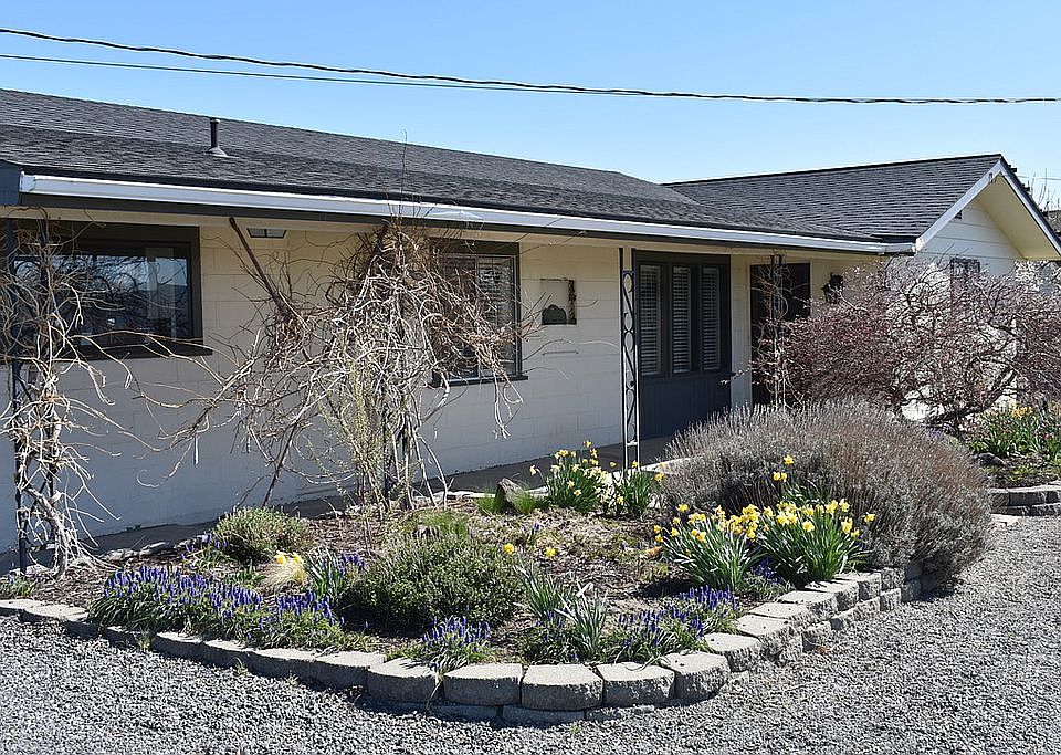 1st image of 605 Terrace Heights Dr