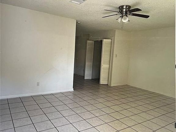 3rd image of 500 Kinler St