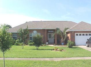 9812 Emma Way, Navarre, FL 32566