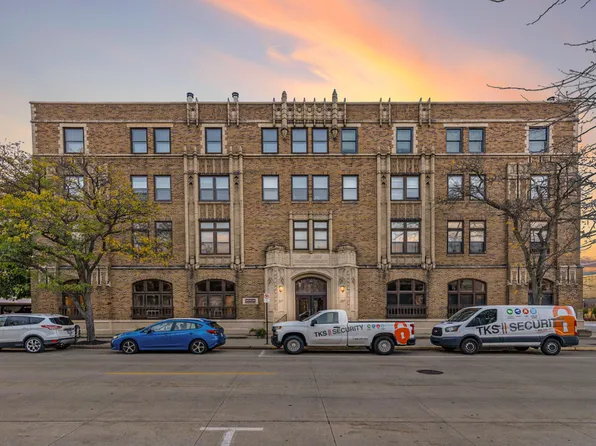 297 W Clay Ave APT 206, Muskegon, MI 49440