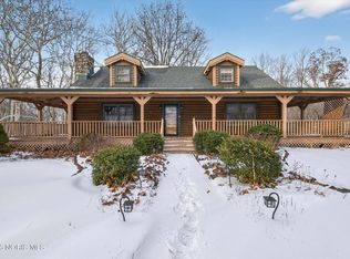17884 Euler Rd, Bowling Green, OH 43402