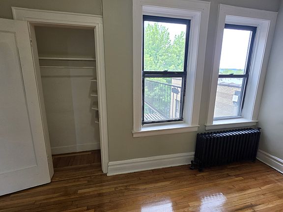 4th image of 246-247 Roseville Ave #501
