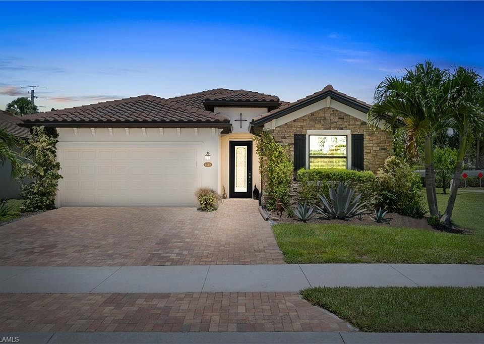 1st image of 9449 Glenforest DR