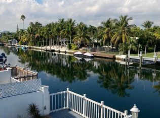 2007 NE 123rd St, North Miami, FL 33181