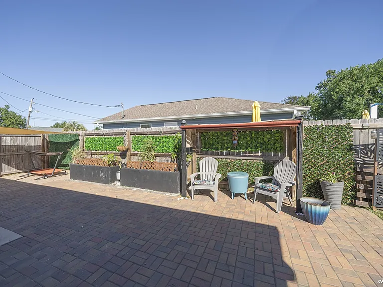6328 Olokee St — Photo 7