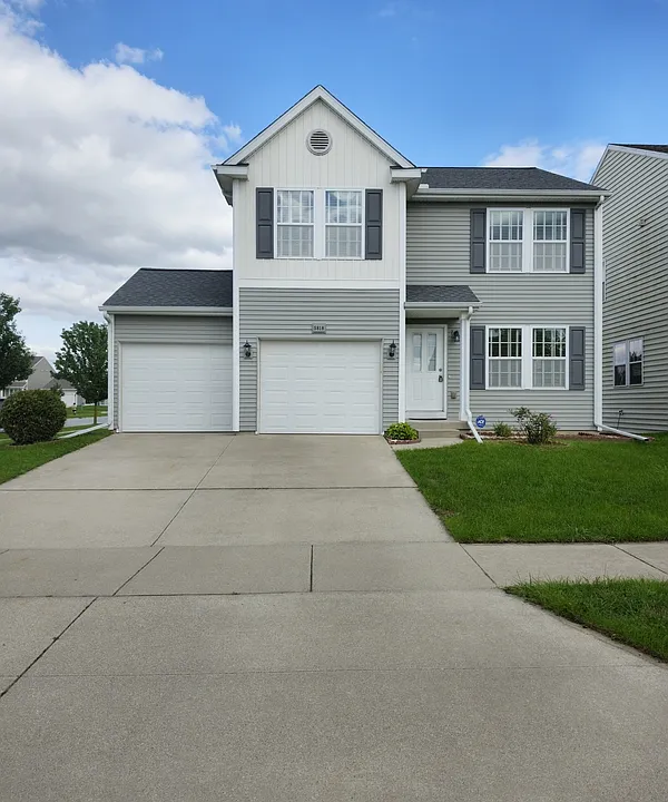 5818 Sable Ridge Dr SE
