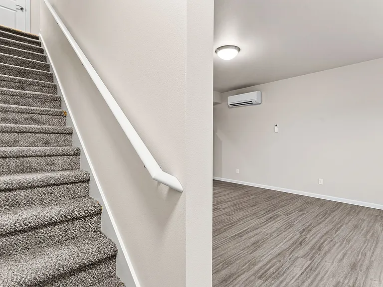 6716 W Washington Ave — Photo 13