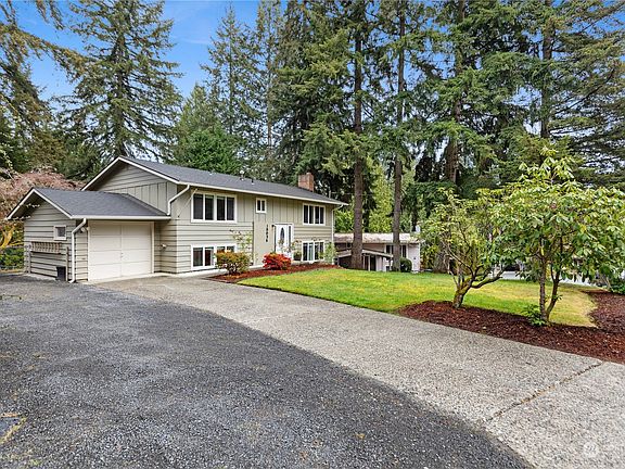 3rd image of 15036 SE 15th St