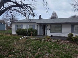 1103 Saint Benedict Dr, Cahokia, IL 62206