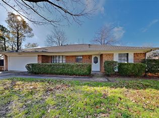 2405 Westpark Way Cir, Euless, TX 76040