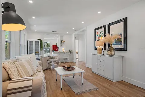 2238 Quincy St S #2 — Photo 4