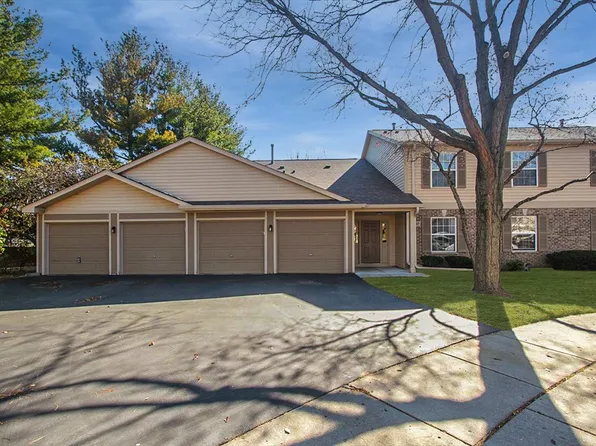 1107 Canterbury Ct APT A, Elgin, IL 60120