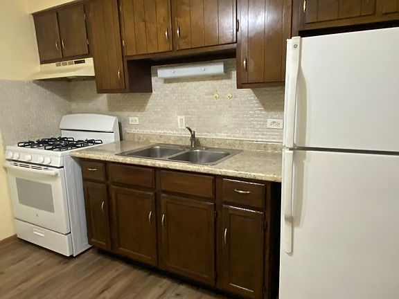 5th image of 10458 Ethel Ct #1E
