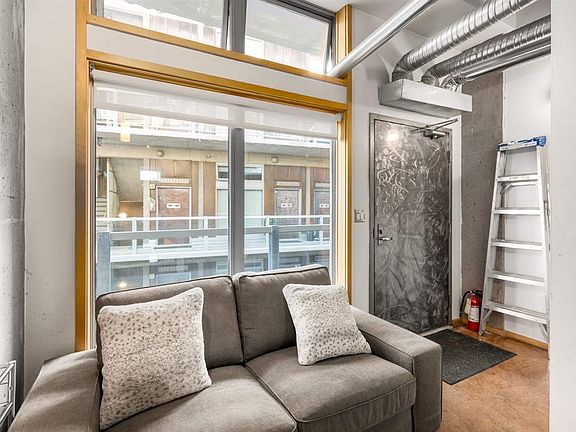 2nd image of 1529 W 6th Ave #3XX