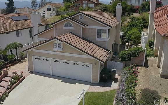5th image of 450 Bristol Way