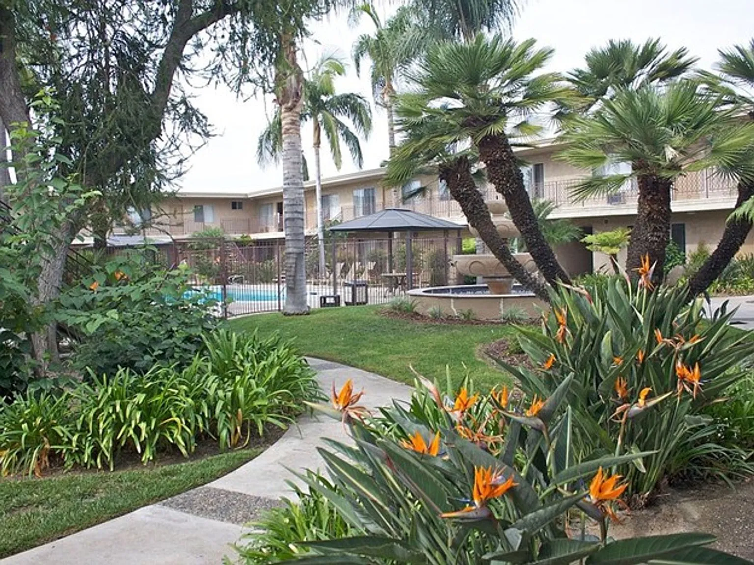Arrowhead Apartments — Photo 4
