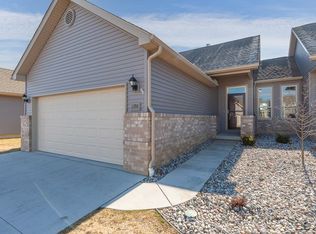 1198 Reeve Dr #31-A, Tecumseh, MI 49286