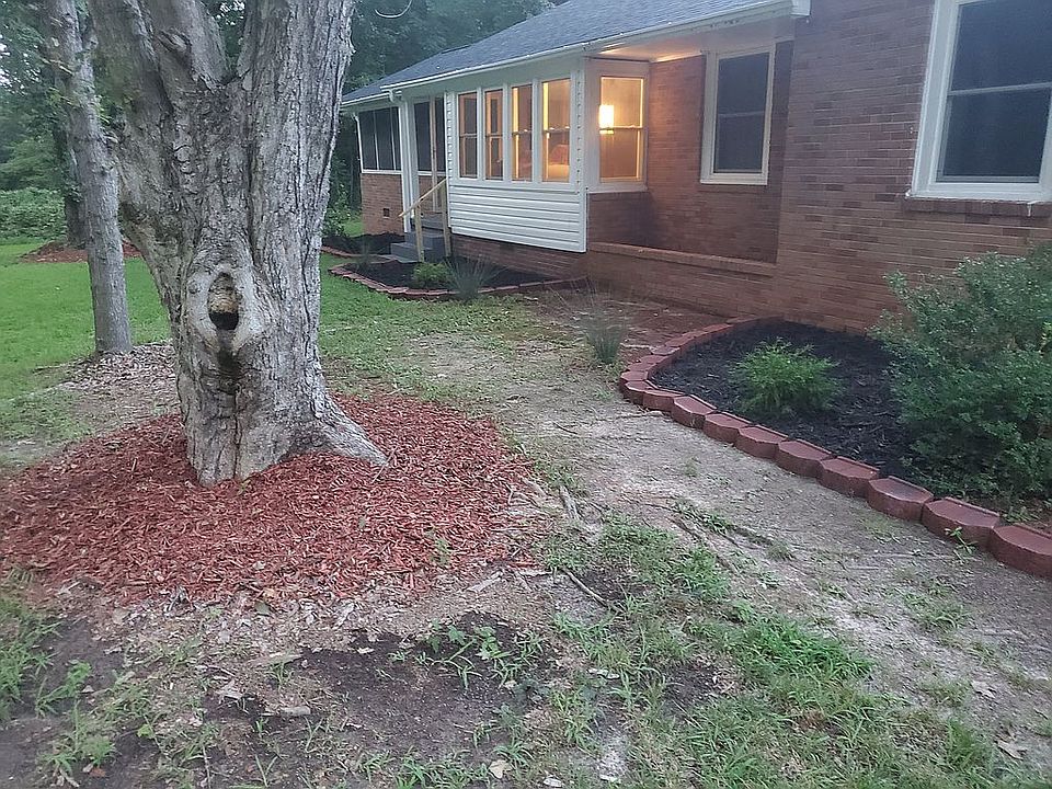 1st image of 807 Tillman St
