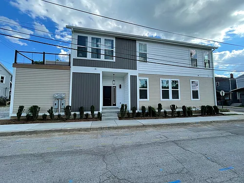 1401 Charles St #B Photo 1