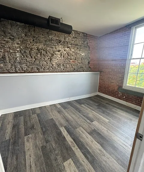 104 Platt St #3 — Photo 10