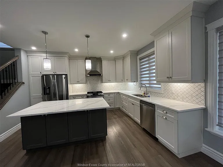 365 Christine Ave — Photo 6