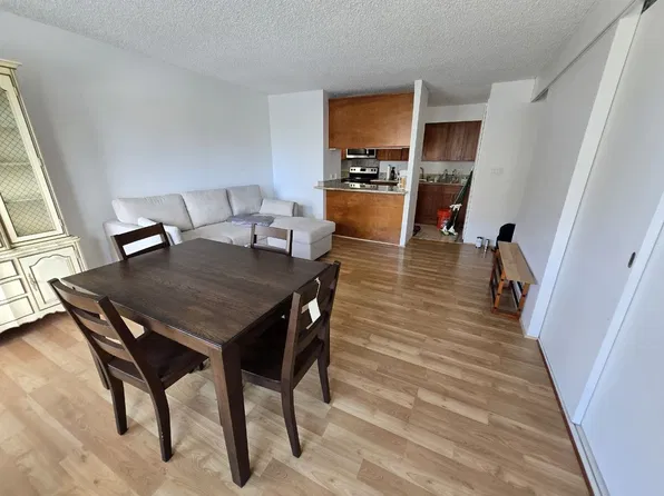 1621 Dole St APT 405, Honolulu, HI 96822