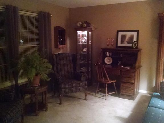 5th image of 4205 Weymouth Dr SE