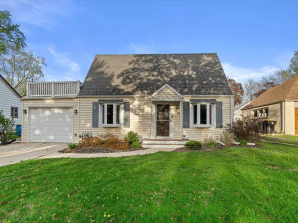 608 North 113th STREET, Wauwatosa, WI 53226