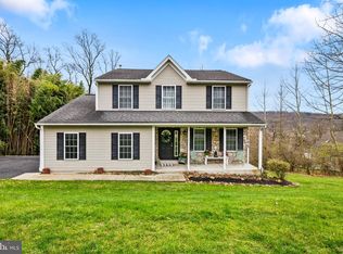1920 Steuben Rd, Reading, PA 19602