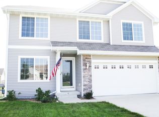 805 SE Hummingbird Cir, Waukee, IA 50263