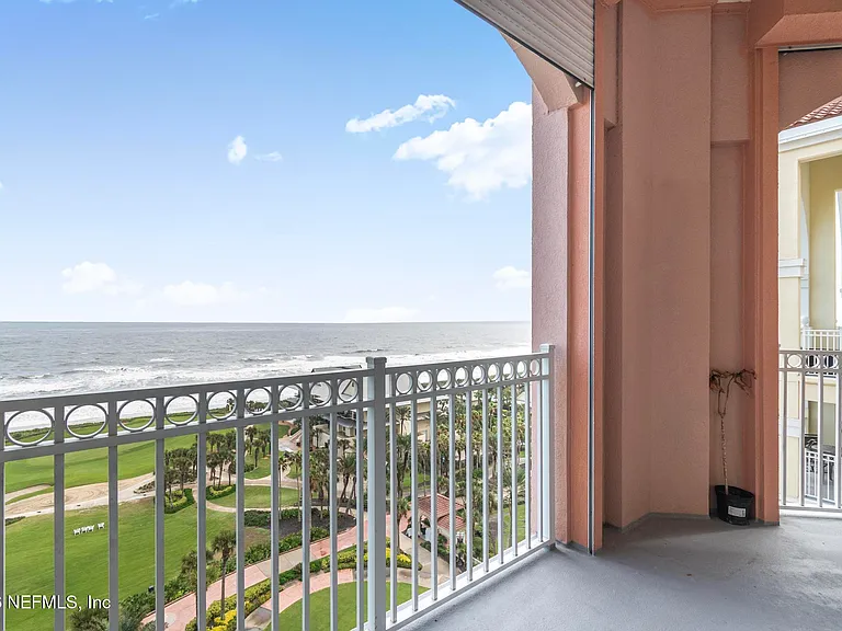 200 Ocean Crest Dr #1111 — Photo 38