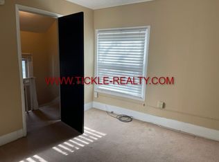 110 Henrietta St, Rochester, NY 14620
