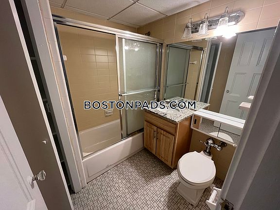 5th image of 65 Boylston St #65