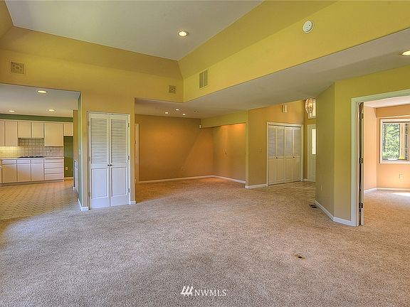 3rd image of 2918 36th Avenue NW #A