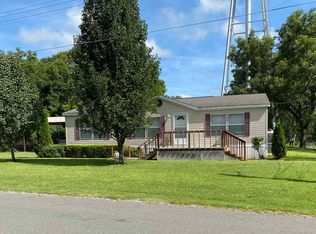 440 W 3rd Ave, Strong, AR 71765