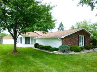 311 Huntington Dr, Bryan, OH 43506
