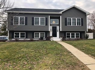 2 Midland Dr, West Warwick, RI 02893