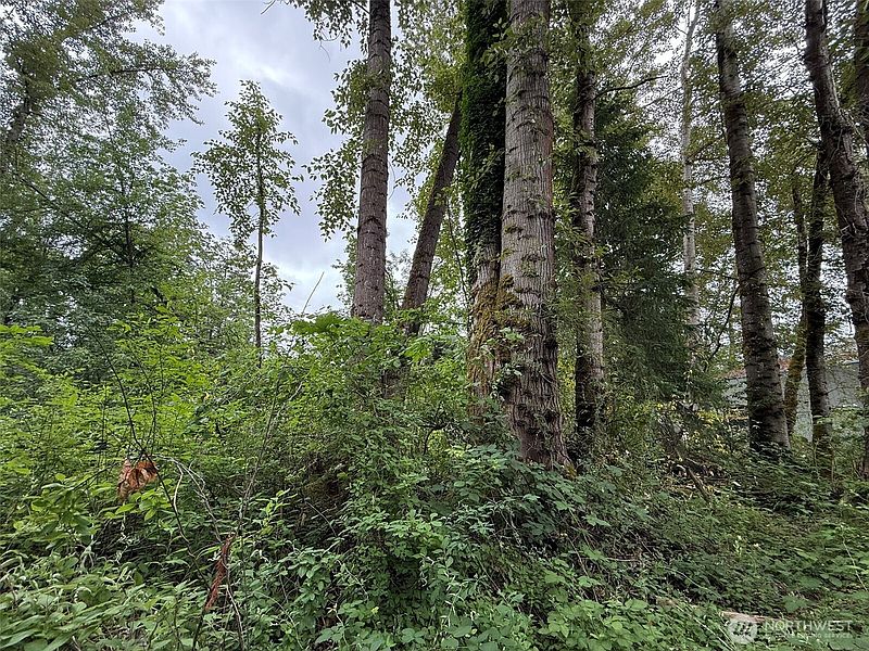 2nd image of 1810 S 27th Street