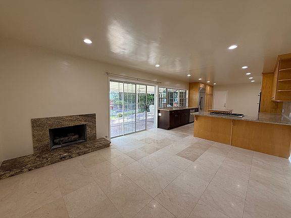 3rd image of 2716 Ridgepine Dr